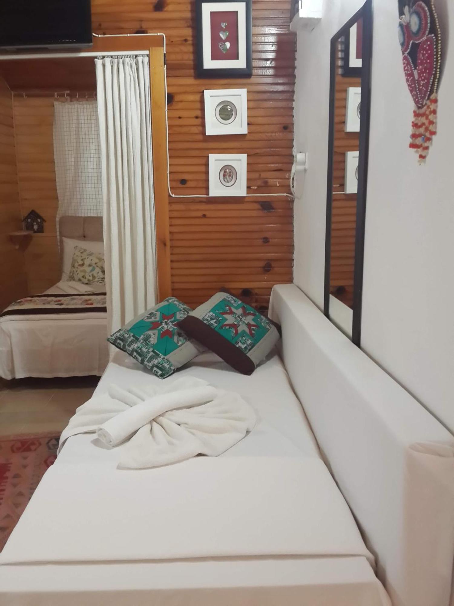 Cirali Kus Yuvasi Bed & Breakfast Phòng bức ảnh